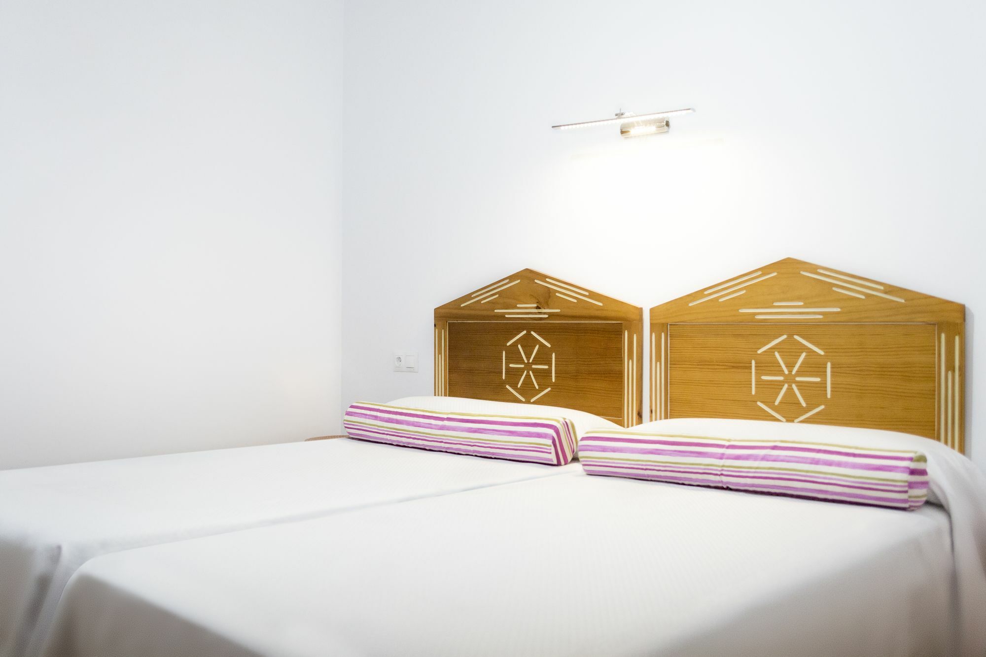 Hostal Alhambra - Adults Only Nerja Ngoại thất bức ảnh