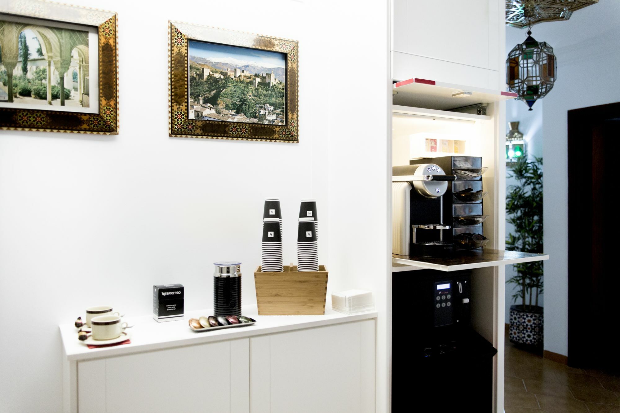 Hostal Alhambra - Adults Only Nerja Ngoại thất bức ảnh