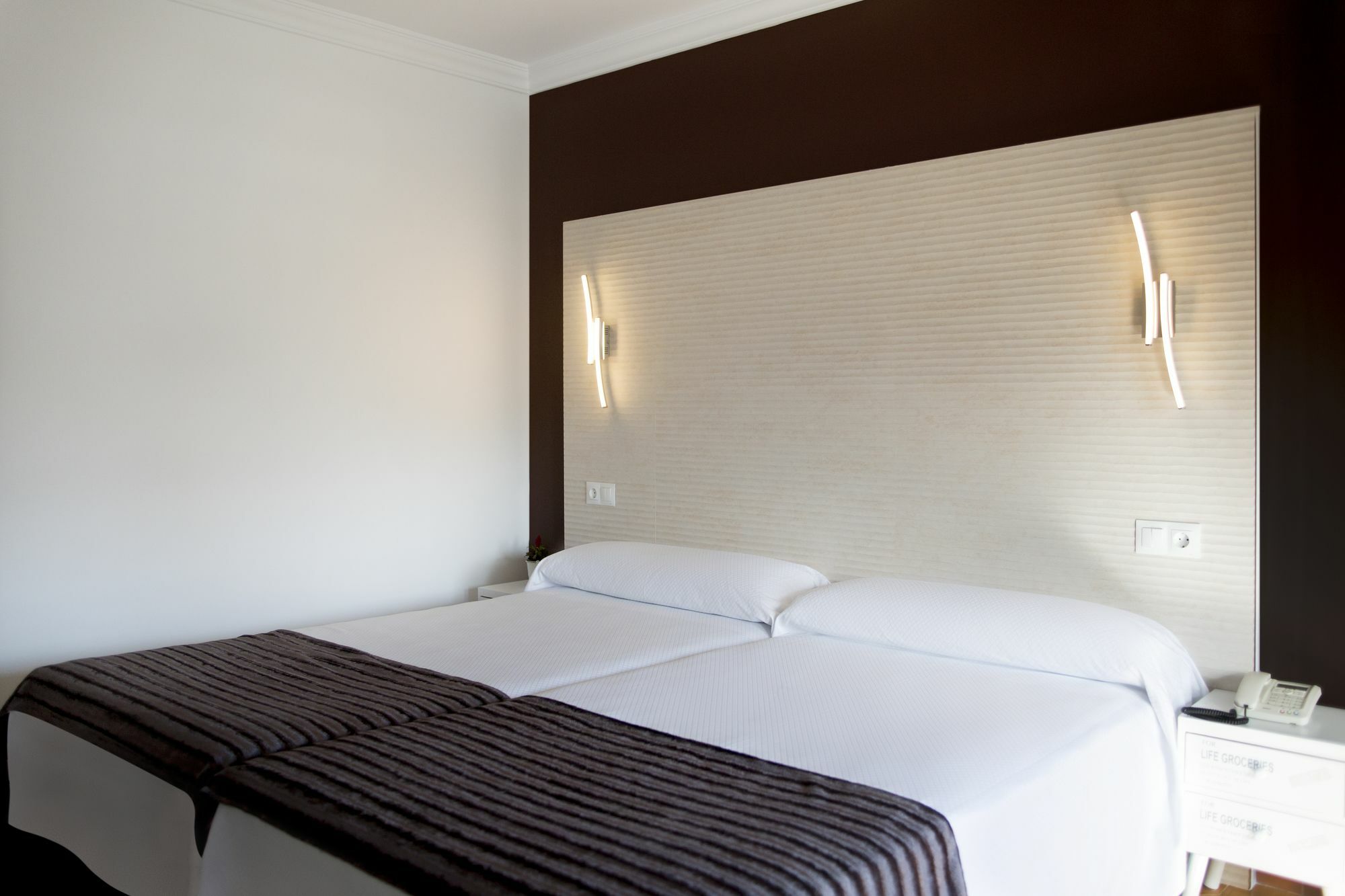 Hostal Alhambra - Adults Only Nerja Ngoại thất bức ảnh